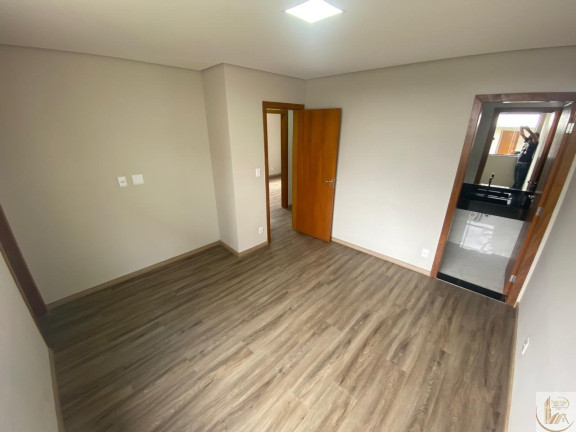 Imagem Casa com 4 Quartos à Venda, 360 m² em Planalto - Belo Horizonte Imagem Casa com 4 Quartos à Venda, 360 m² em Planalto - Belo Horizonte