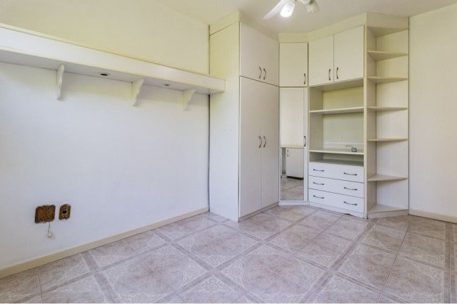 Imagem Imóvel com 2 Quartos à Venda, 177 m² em Higienópolis - Porto Alegre Imagem Imóvel com 2 Quartos à Venda, 177 m² em Higienópolis - Porto Alegre