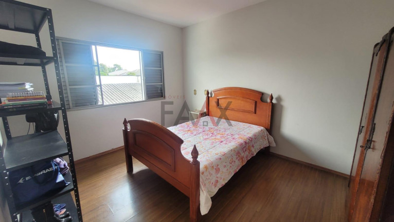 Imagem Casa com 4 Quartos para Alugar, 276 m² em Sol Nascente - Guarapuava Imagem Casa com 4 Quartos para Alugar, 276 m² em Sol Nascente - Guarapuava