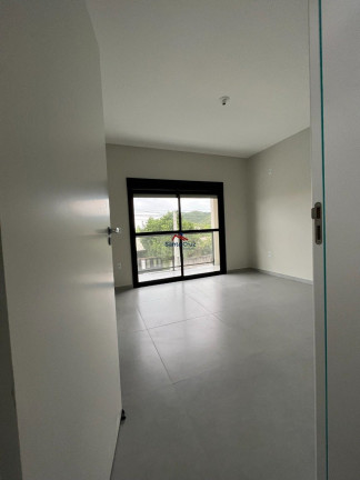 Imagem Sobrado com 3 Quartos à Venda, 180 m² em São João Do Rio Vermelho - Florianópolis Imagem Sobrado com 3 Quartos à Venda, 180 m² em São João Do Rio Vermelho - Florianópolis
