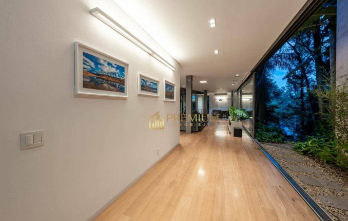Imagem Sobrado com 4 Quartos à Venda, 1.266 m² em Jardim Portugal - São José Dos Campos Imagem Sobrado com 4 Quartos à Venda, 1.266 m² em Jardim Portugal - São José Dos Campos