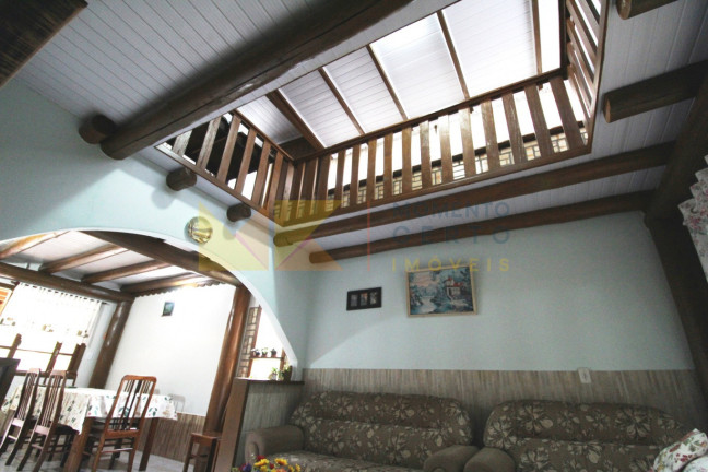 Imagem Sobrado com 5 Quartos à Venda, 325 m² em Salto Weissbach - Blumenau
