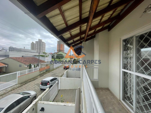 Imagem Imóvel com 2 Quartos à Venda, 80 m² em Centro - Balneário Piçarras Imagem Imóvel com 2 Quartos à Venda, 80 m² em Centro - Balneário Piçarras