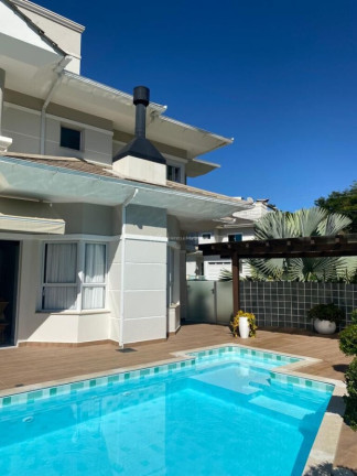 Imagem Casa com 3 Quartos à Venda, 236 m² em Pedra Branca - Palhoça