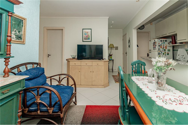 Imagem Imóvel com 2 Quartos à Venda, em Menino Deus - Porto Alegre Imagem Imóvel com 2 Quartos à Venda, em Menino Deus - Porto Alegre