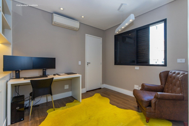 Imagem Apartamento com 3 Quartos à Venda, 190 m² em Moema - São Paulo