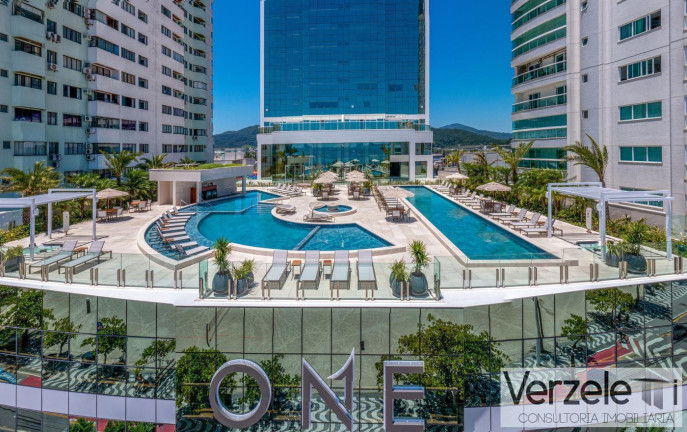 Imagem Apartamento com 4 Quartos à Venda, 196 m² em Centro - Balneário Camboriú Imagem Apartamento com 4 Quartos à Venda, 196 m² em Centro - Balneário Camboriú