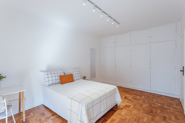 Imagem Imóvel com 4 Quartos à Venda, em Jardim Paulista - São Paulo Imagem Imóvel com 4 Quartos à Venda, em Jardim Paulista - São Paulo