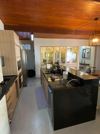Imagem Casa com 3 Quartos à Venda, 300 m² em Domingos Martins - Domingos Martins