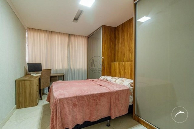 Imagem Casa com 5 Quartos à Venda, 265 m² em Samambaia Norte (samambaia) - Brasília Imagem Casa com 5 Quartos à Venda, 265 m² em Samambaia Norte (samambaia) - Brasília
