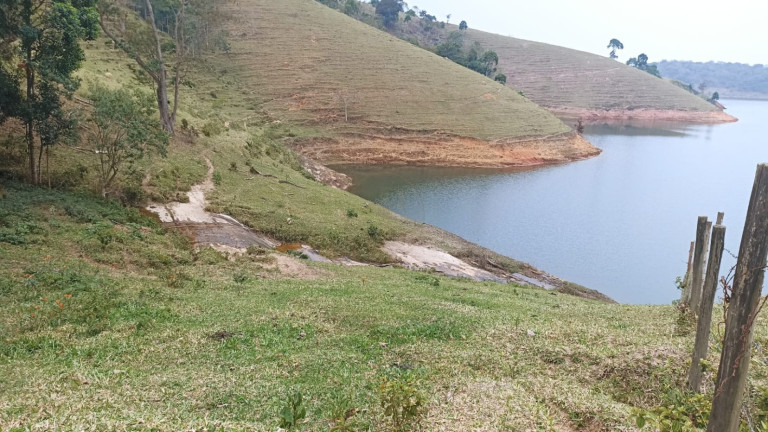 Imagem Chácara com 1 Quarto à Venda, 100 m² em Macaco - Paraibuna Imagem Chácara com 1 Quarto à Venda, 100 m² em Macaco - Paraibuna