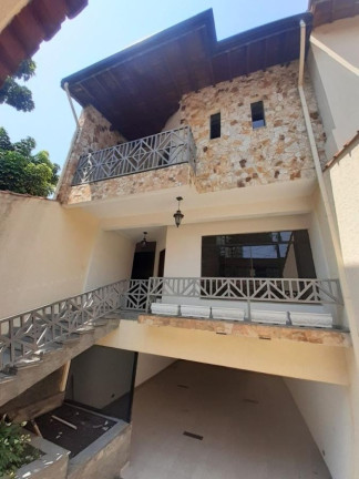 Imagem Sobrado com 3 Quartos à Venda, 283 m² em Centro - Santo André