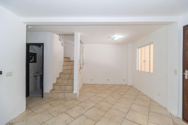 Imagem Casa de Condomínio com 3 Quartos para Alugar, 81 m² em São Braz - Curitiba Imagem Casa de Condomínio com 3 Quartos para Alugar, 81 m² em São Braz - Curitiba