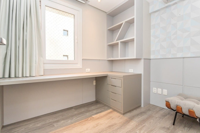 Imagem Apartamento com 4 Quartos à Venda, 217 m² em Petrópolis - Porto Alegre