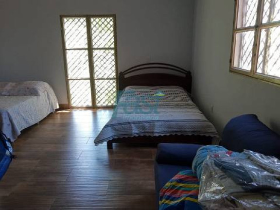 Imagem Casa com 3 Quartos à Venda, 200 m² em Chapada Dos Guimarães Imagem Casa com 3 Quartos à Venda, 200 m² em Chapada Dos Guimarães