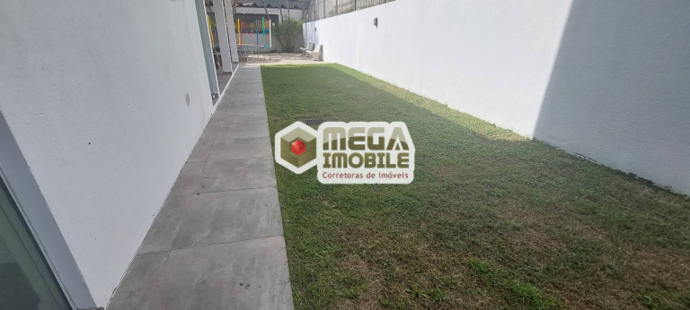 Imagem Apartamento com 2 Quartos à Venda, 60 m² em Itacorubi - Florianópolis Imagem Apartamento com 2 Quartos à Venda, 60 m² em Itacorubi - Florianópolis