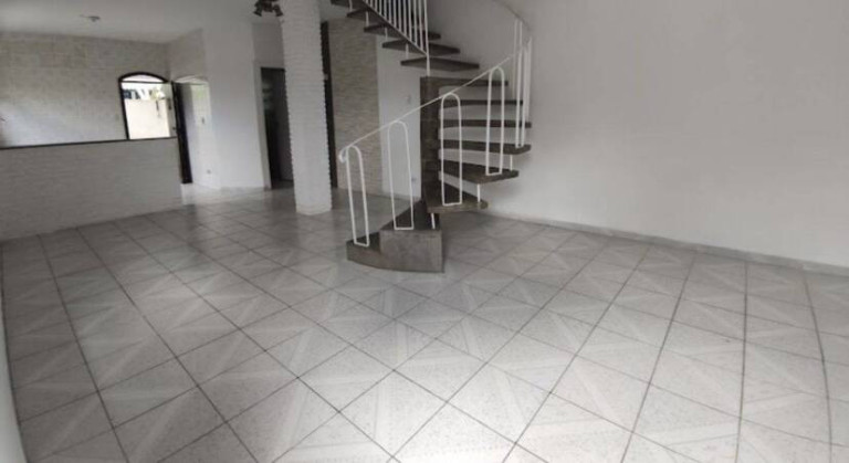 Imagem Casa com 2 Quartos à Venda, 100 m² em Suarão - Itanhaém Imagem Casa com 2 Quartos à Venda, 100 m² em Suarão - Itanhaém