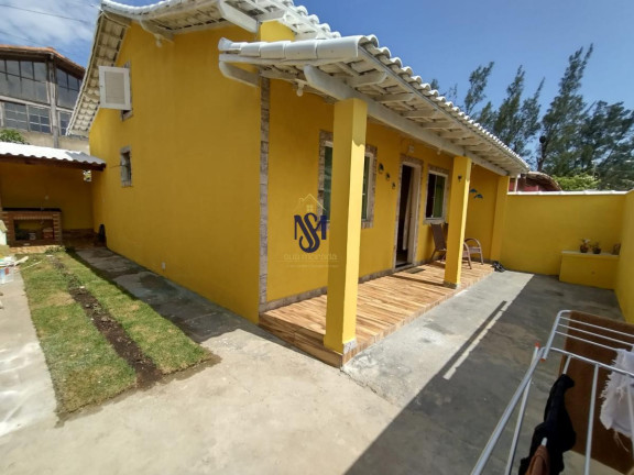 Casa com 2 Quartos à Venda,  em Unamar - Cabo Frio
