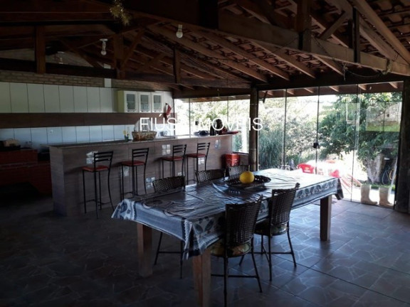 Imagem Imóvel com 3 Quartos à Venda, em Zona Rural - Cássia Imagem Imóvel com 3 Quartos à Venda, em Zona Rural - Cássia