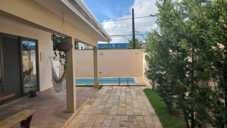 Imagem Casa com 4 Quartos à Venda, 239 m² em Piedade - Jaboatão Dos Guararapes Imagem Casa com 4 Quartos à Venda, 239 m² em Piedade - Jaboatão Dos Guararapes