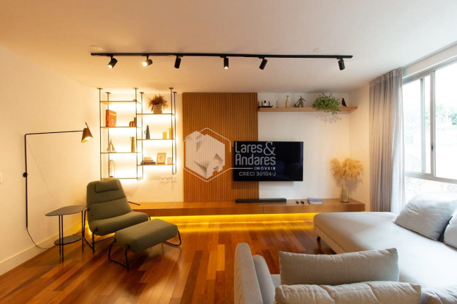Imagem Apartamento com 2 Quartos à Venda, 105 m² em Vila Nova Conceição - São Paulo