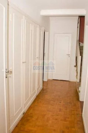 Imagem Apartamento com 4 Quartos à Venda, 208 m²