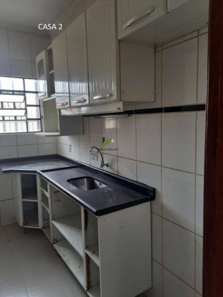 Imagem Casa com 2 Quartos à Venda, 67 m²