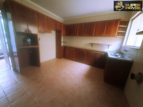 Imagem Casa com 3 Quartos à Venda, 285 m² em Centro - Pelotas Imagem Casa com 3 Quartos à Venda, 285 m² em Centro - Pelotas