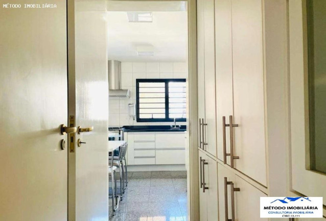Imagem Apartamento com 4 Quartos à Venda, 175 m² em Pinheiros - São Paulo Imagem Apartamento com 4 Quartos à Venda, 175 m² em Pinheiros - São Paulo