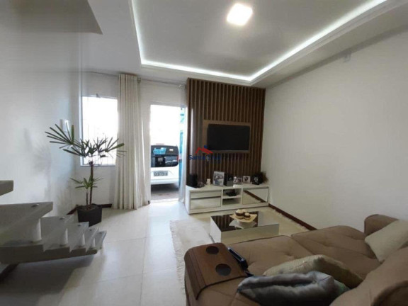 Sobrado com 2 Quartos à Venda, 115 m² em São João Do Rio Vermelho - Florianópolis