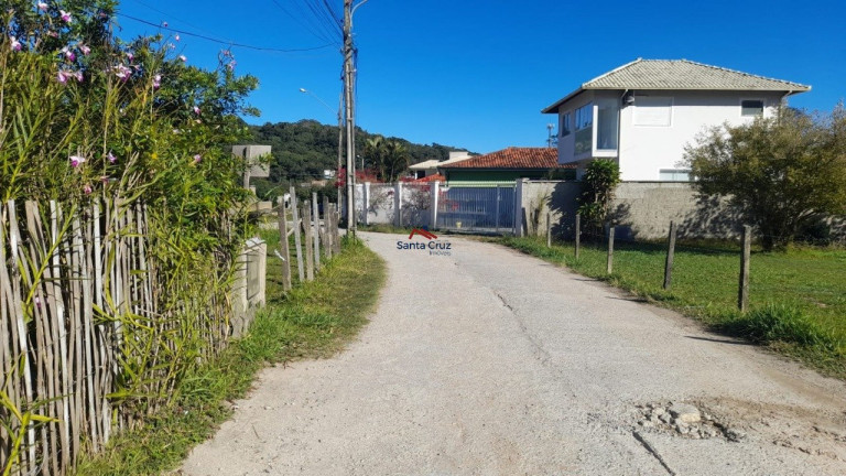 Imagem Casa com 2 Quartos à Venda, 448 m² em Cachoeira Do Bom Jesus - Florianópolis