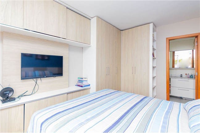 Imagem Apartamento com 2 Quartos à Venda, 63 m² em Santana - Porto Alegre Imagem Apartamento com 2 Quartos à Venda, 63 m² em Santana - Porto Alegre