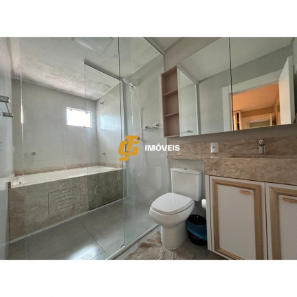 Imagem Casa com 6 Quartos à Venda, 288 m² em Monte Alegre - Camboriú Imagem Casa com 6 Quartos à Venda, 288 m² em Monte Alegre - Camboriú