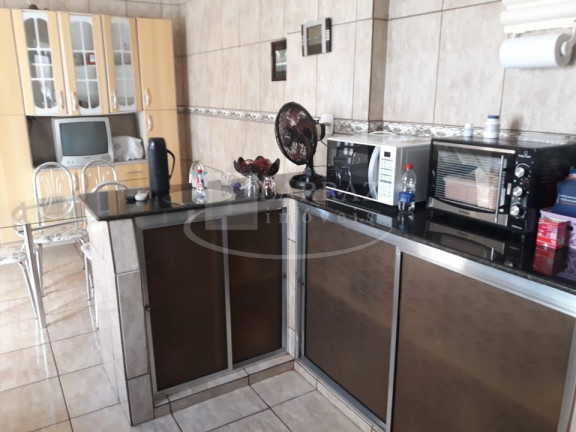 Imagem Casa com 3 Quartos à Venda, 169 m² em Sumarezinho - Ribeirão Preto Imagem Casa com 3 Quartos à Venda, 169 m² em Sumarezinho - Ribeirão Preto