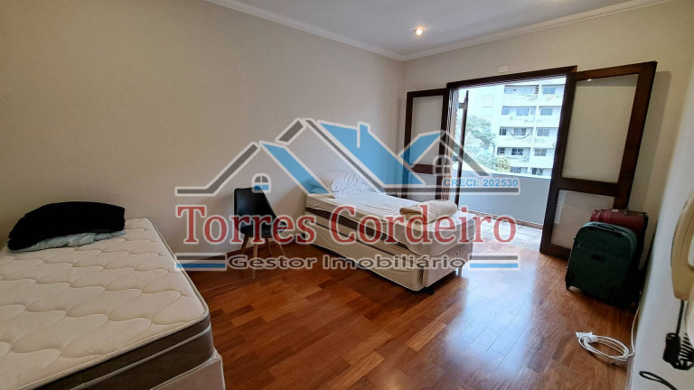 Imagem Sobrado com 3 Quartos à Venda, 259 m² em Vila Sônia - São Paulo Imagem Sobrado com 3 Quartos à Venda, 259 m² em Vila Sônia - São Paulo