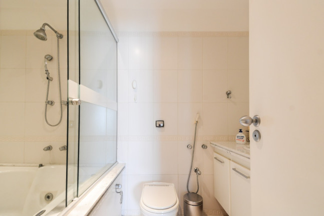 Imagem Apartamento com 2 Quartos à Venda, 176 m² em Pinheiros - São Paulo Imagem Apartamento com 2 Quartos à Venda, 176 m² em Pinheiros - São Paulo