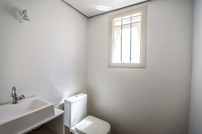 Imagem Imóvel com 4 Quartos à Venda, em Tristeza - Porto Alegre Imagem Imóvel com 4 Quartos à Venda, em Tristeza - Porto Alegre