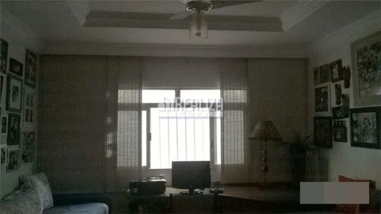 Imagem Casa com 3 Quartos à Venda, 707 m² em Mercês - Uberaba Imagem Casa com 3 Quartos à Venda, 707 m² em Mercês - Uberaba