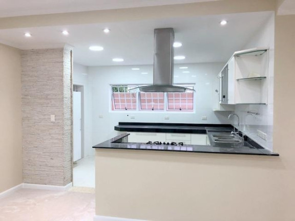 Imagem Casa com 4 Quartos à Venda, 355 m² em Golf Village - Carapicuíba Imagem Casa com 4 Quartos à Venda, 355 m² em Golf Village - Carapicuíba