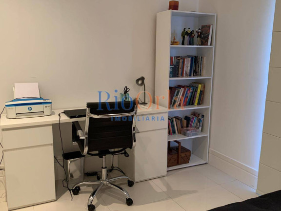 Imagem Apartamento com 3 Quartos à Venda, 130 m² em Barra Da Tijuca - Rio De Janeiro