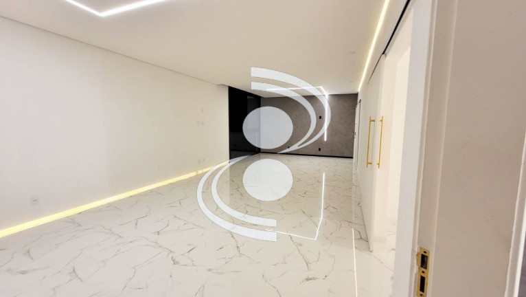 Imagem Casa com 7 Quartos à Venda, 1.250 m² em Barra Da Tijuca - Rio De Janeiro Imagem Casa com 7 Quartos à Venda, 1.250 m² em Barra Da Tijuca - Rio De Janeiro