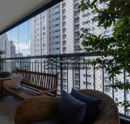 Imagem Apartamento com 4 Quartos à Venda, 302 m² em Moema Pássaros - São Paulo