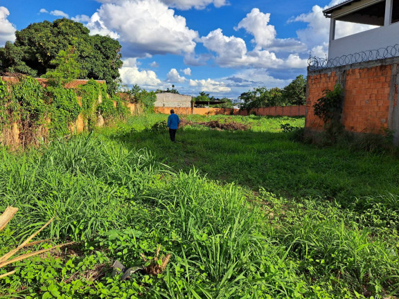 Imagem Terreno à Venda, 2 m² em Edgar Pereira - Montes Claros Imagem Terreno à Venda, 2 m² em Edgar Pereira - Montes Claros