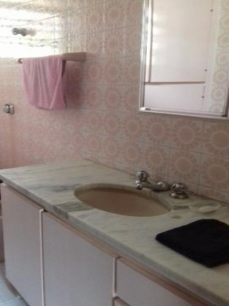 Imagem Casa com 3 Quartos à Venda, 215 m² em Jardim Lindóia - Porto Alegre