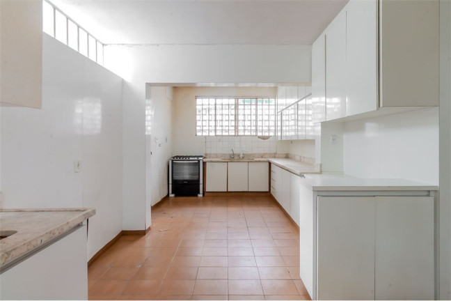 Imagem Casa com 3 Quartos à Venda,  em Pacaembu - São Paulo