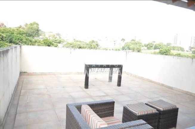 Imagem Casa com 19 Quartos à Venda, 800 m² em Vila Mazzei - São Paulo