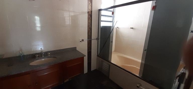 Imagem Casa com 3 Quartos para Alugar, 256 m² em Vila Mariana - São Paulo Imagem Casa com 3 Quartos para Alugar, 256 m² em Vila Mariana - São Paulo