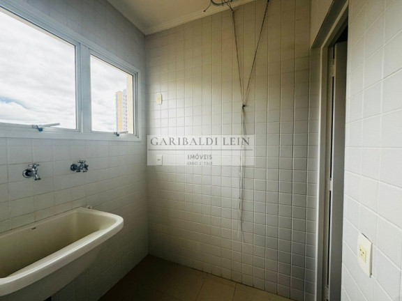 Imagem Imóvel com 2 Quartos à Venda, 74 m² em Cambuí - Campinas Imagem Imóvel com 2 Quartos à Venda, 74 m² em Cambuí - Campinas