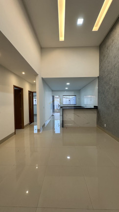 Imagem Casa com 3 Quartos à Venda, 117 m² em Setor Garavelo - Goiânia Imagem Casa com 3 Quartos à Venda, 117 m² em Setor Garavelo - Goiânia