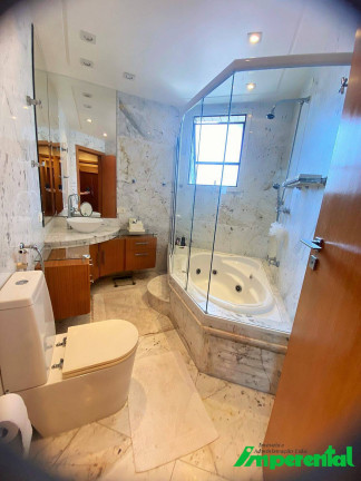 Imagem Apartamento com 3 Quartos à Venda, 181 m² em Pompéia - Santos